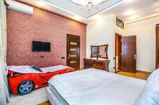 Апартаменты Luxary Apartment ISR Plaza Баку Апартаменты с 3 спальнями-61