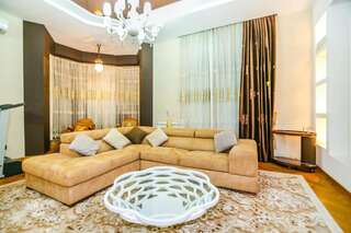 Апартаменты Luxary Apartment ISR Plaza Баку Апартаменты с 3 спальнями-69